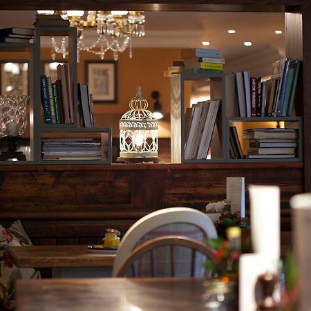 The Foley Hotel Claygate Eksteriør billede