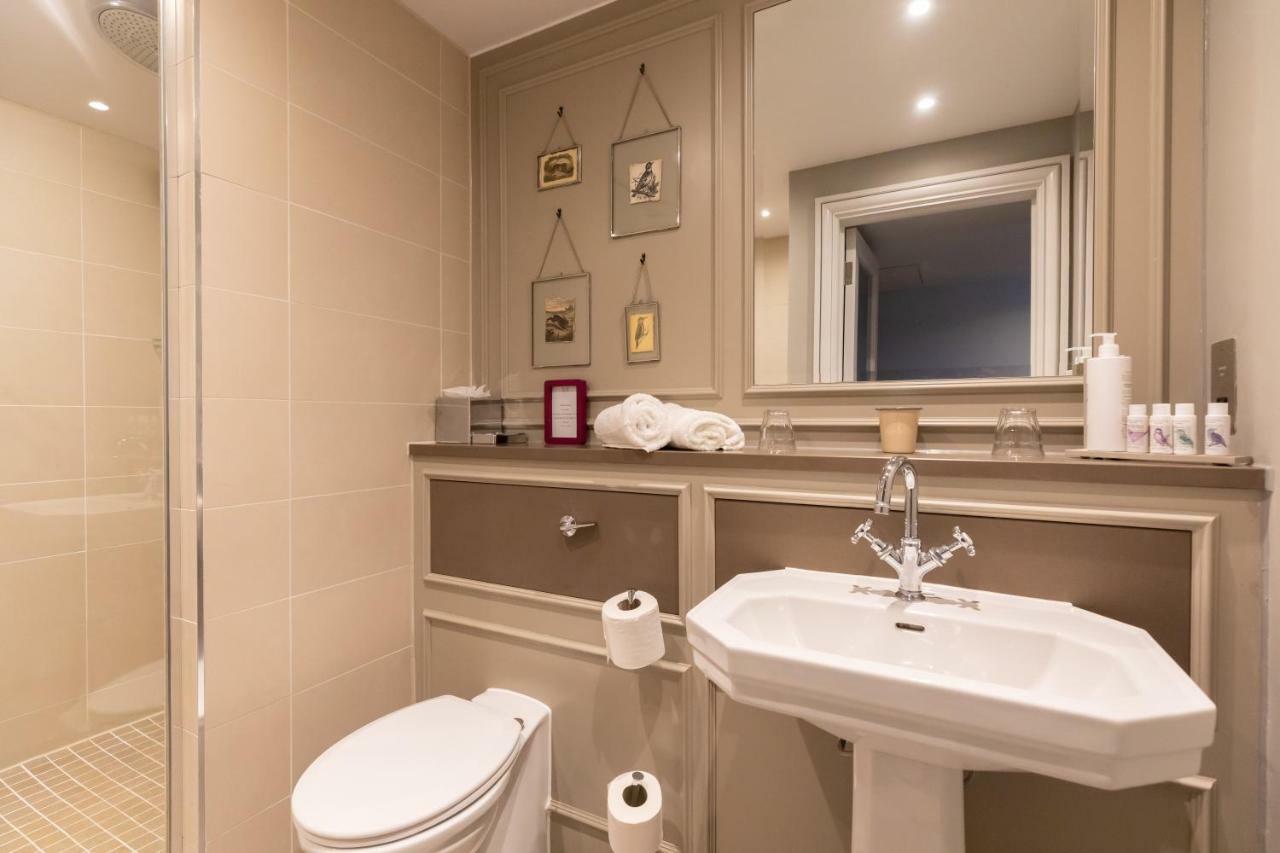 The Foley Hotel Claygate Eksteriør billede