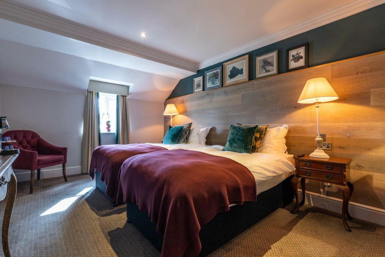 The Foley Hotel Claygate Eksteriør billede